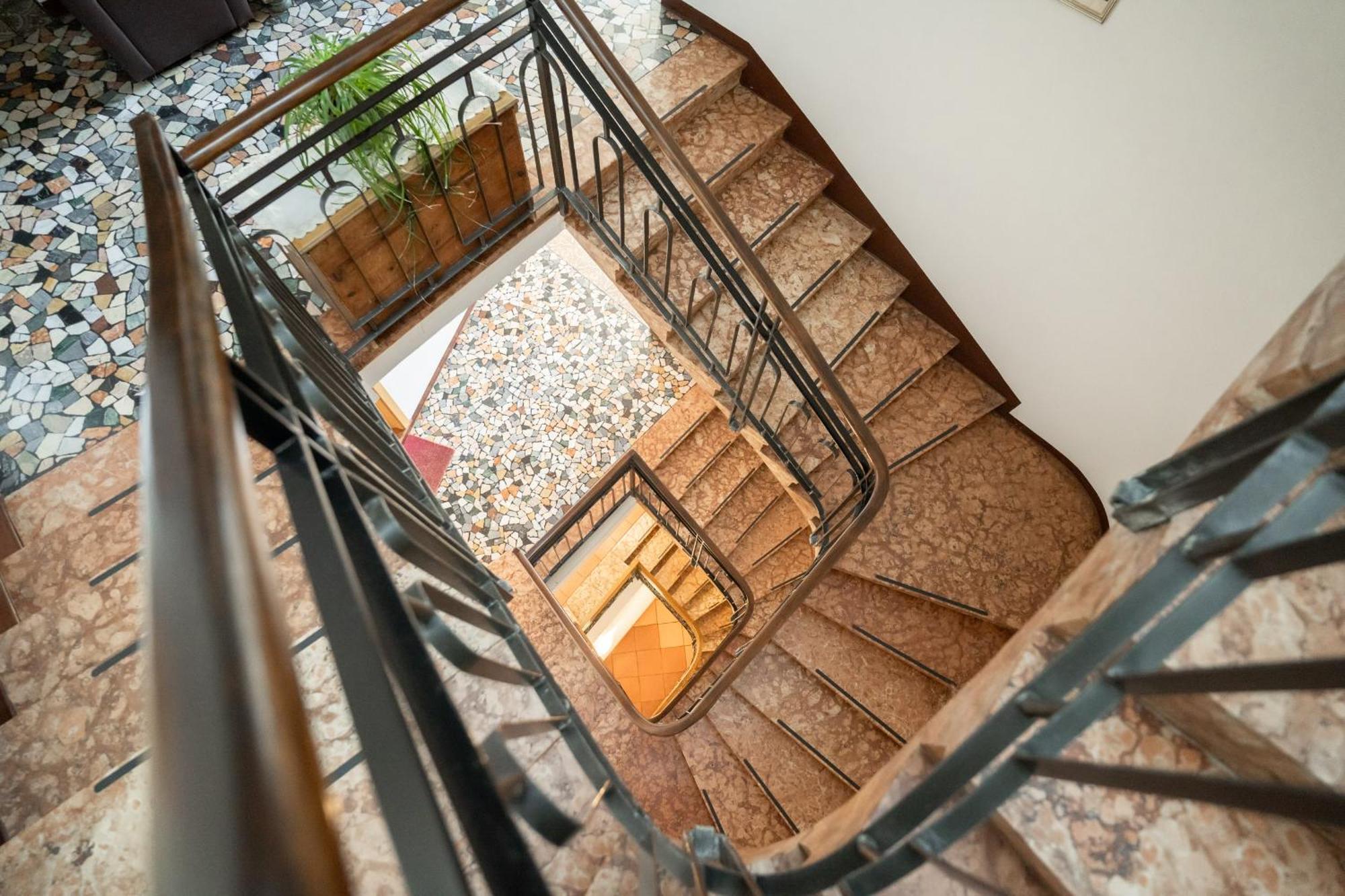 Feichter Hotel & Bistro Μπολζάνο Εξωτερικό φωτογραφία
